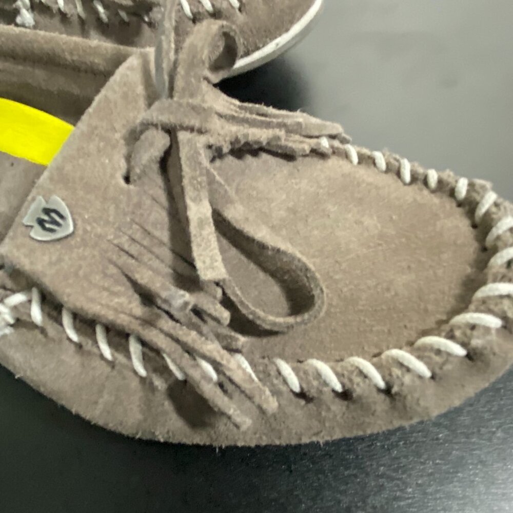 Minnetonka | Kilty Plus Moccasin Grey Suede | Size‎ 9 Women's - Picture 4 of 16